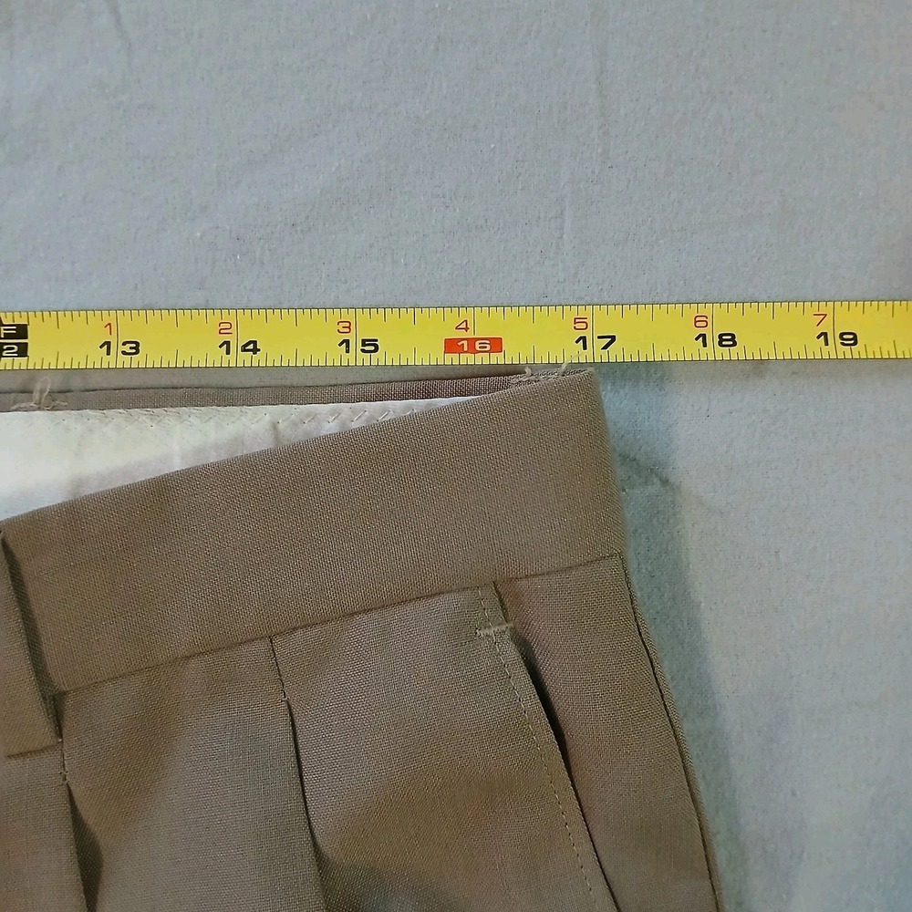 Haggar Dress Pants Gentleman's Fit Khaki Pleated 36x30 Polyester Wool Blend - Picture 4 of 10